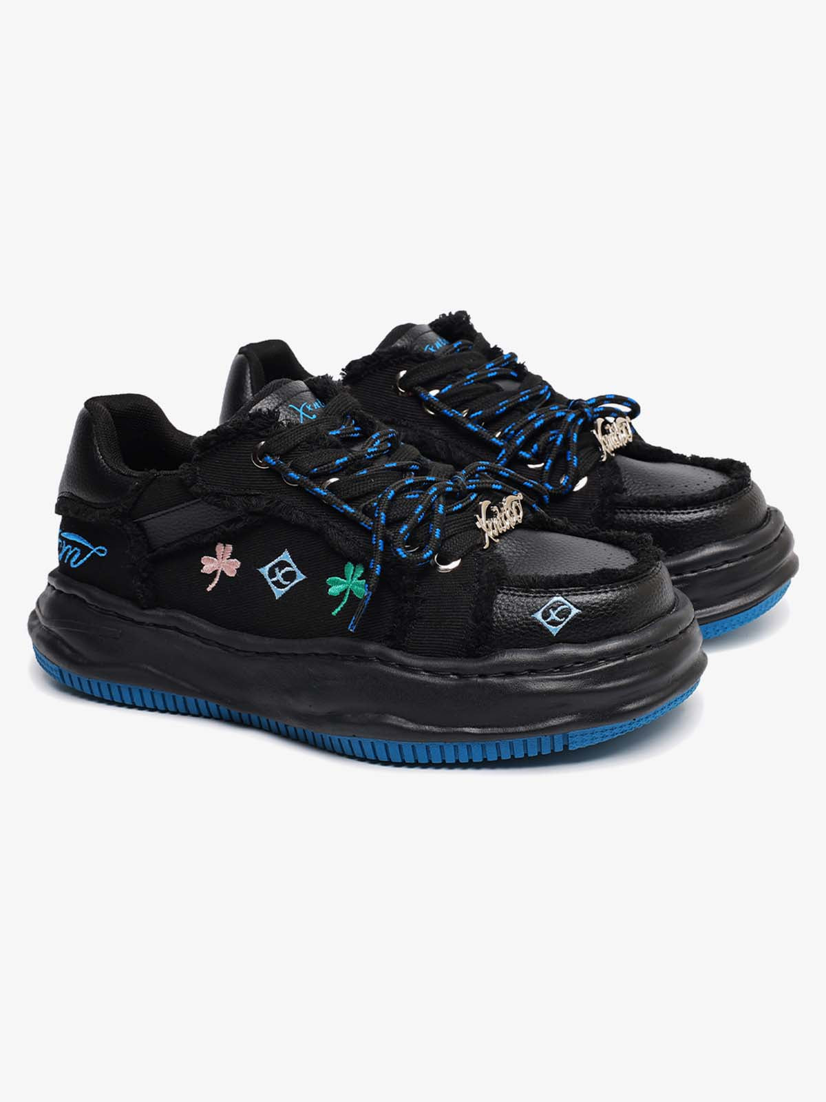 UrbanLaws Sokak Modası Frayed Denim Floral Embroidered Spor Ayakkabı