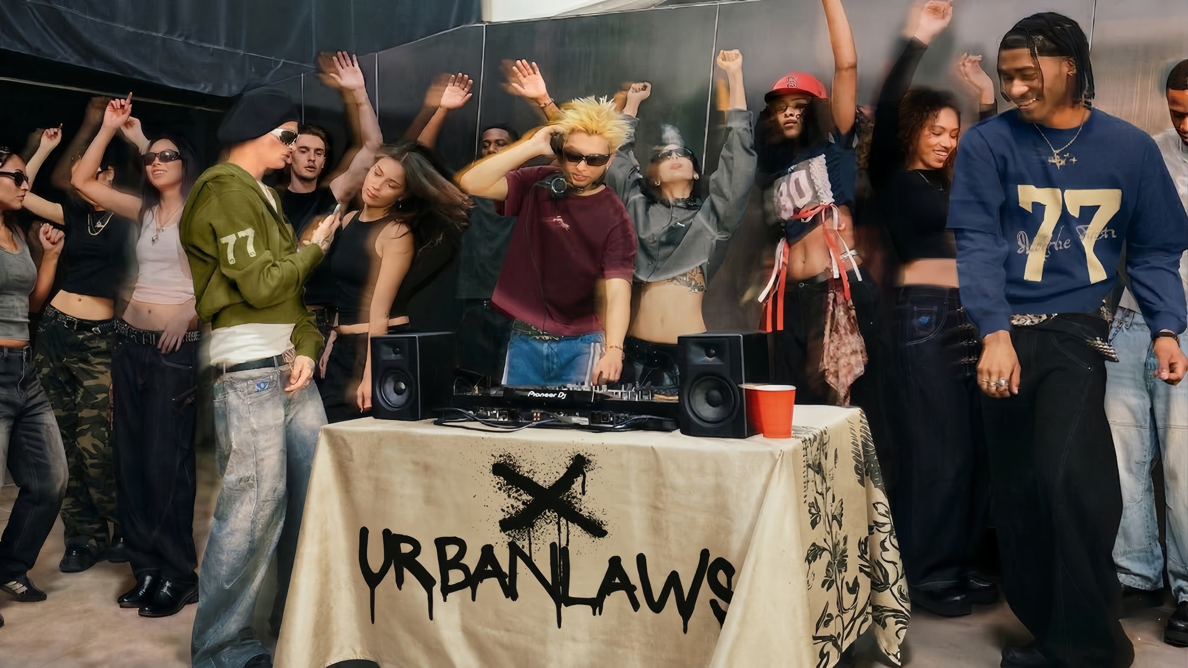 slider image 1621243260e1af0c20-0