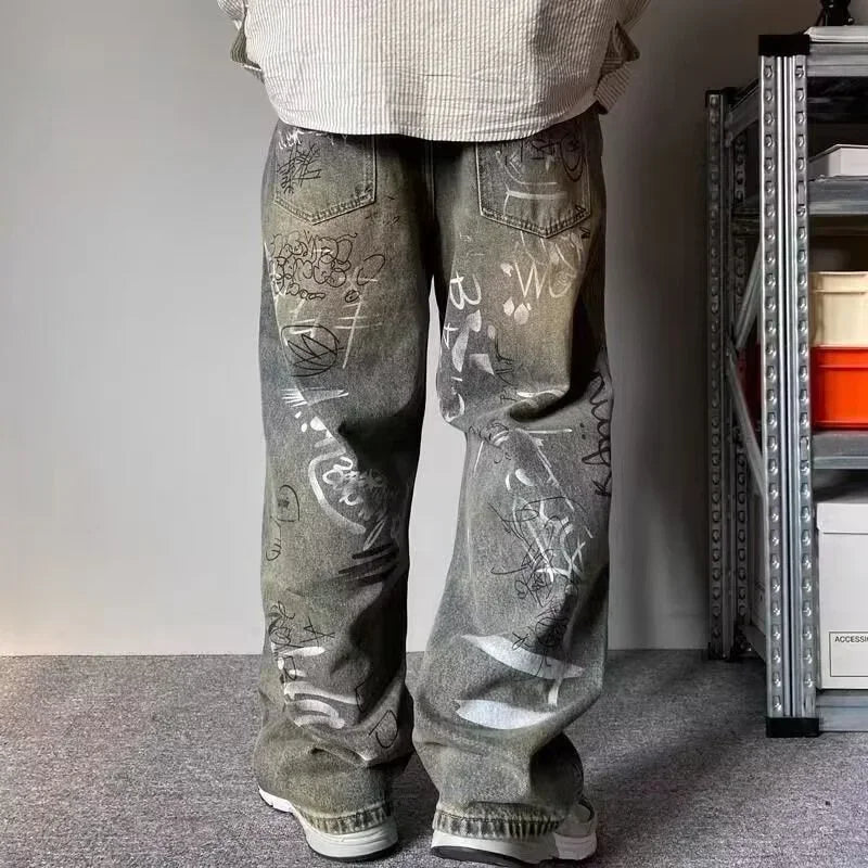 Graffiti Efektli Bol Kesim Jean