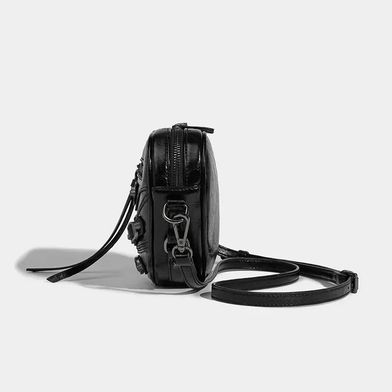 Y2K Grunge Belted Heart Shaped Çanta