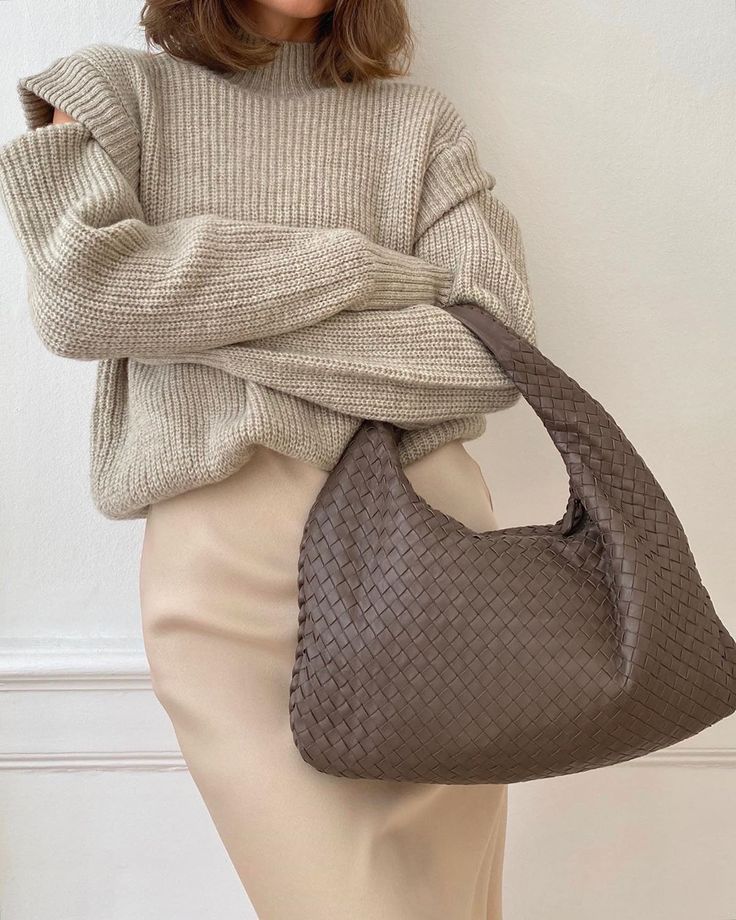 UrbanLaws Luxe Örgü Detaylı El Çanta