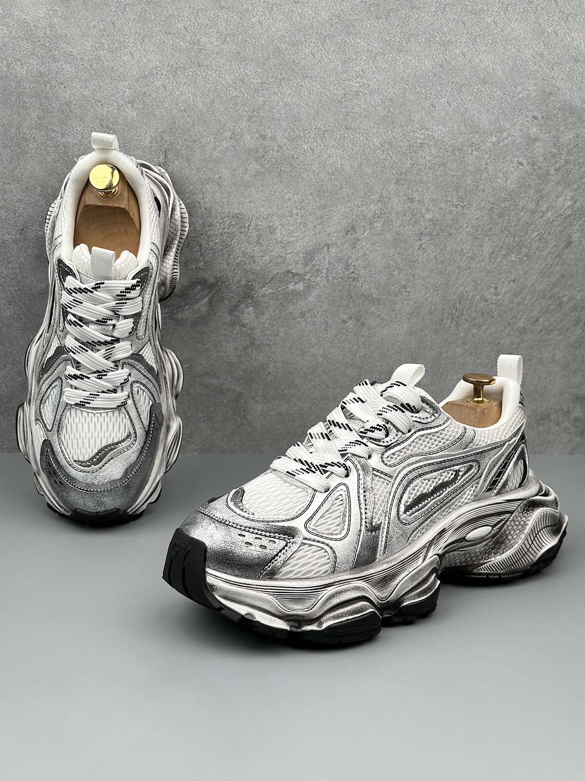 Kalın Tabanlı Nefes Alabilir Running Sneaker