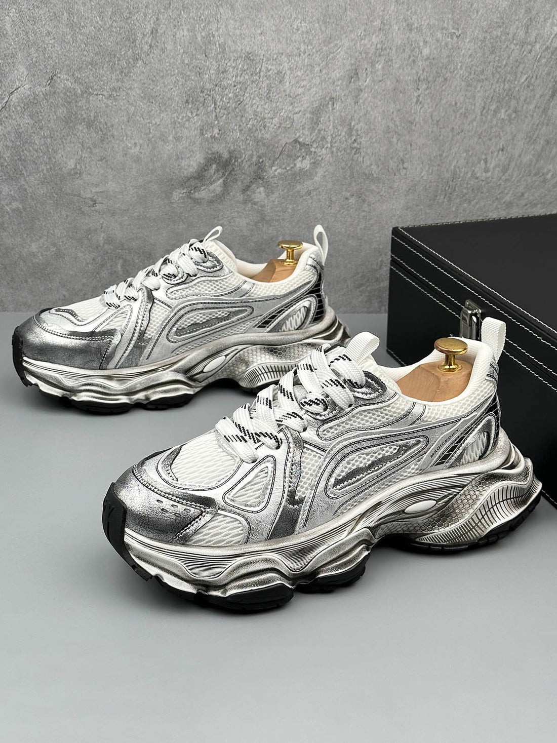 Kalın Tabanlı Nefes Alabilir Running Sneaker