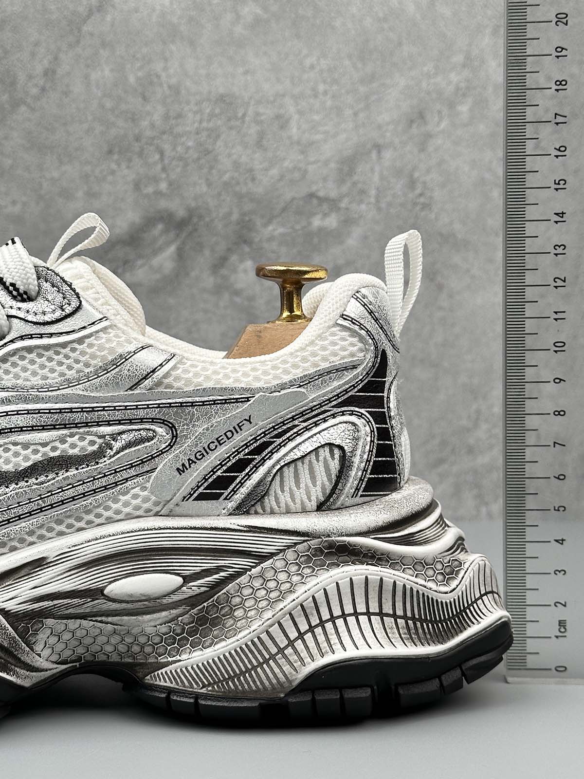 Kalın Tabanlı Nefes Alabilir Running Sneaker