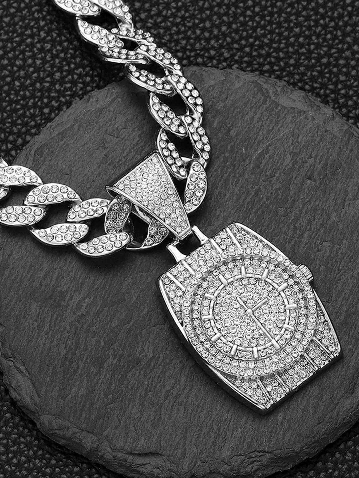 UrbanLaws Işıltılı Hip Hop Vintage Kolye