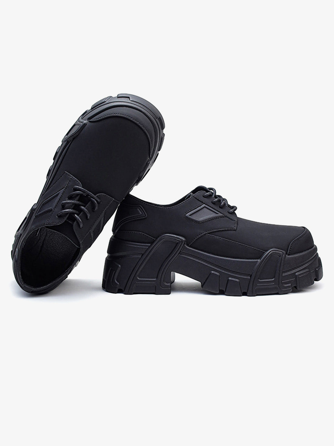 UrbanLaws All-Black Chunky Platform Sneakers