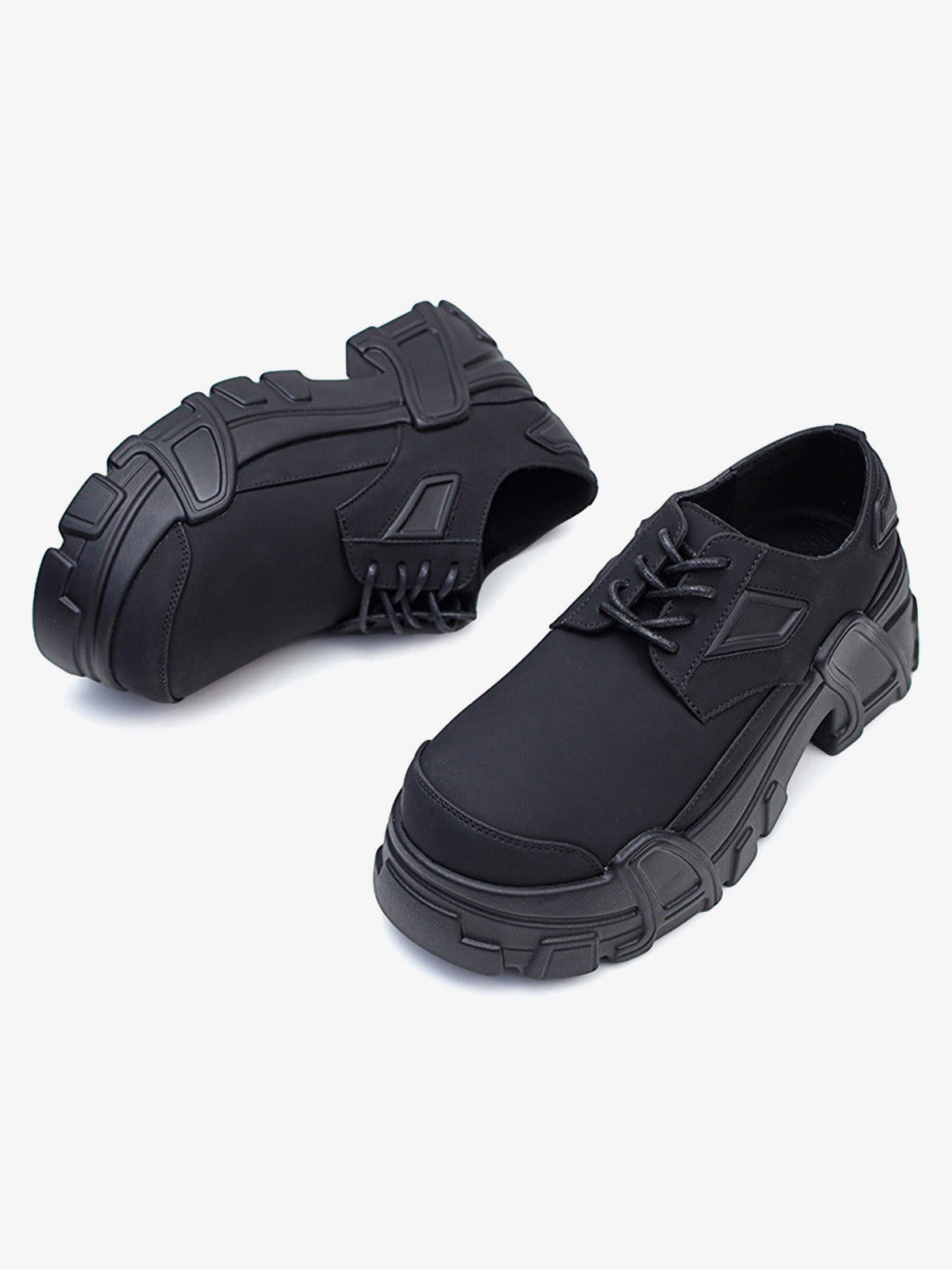 UrbanLaws All-Black Chunky Platform Sneakers
