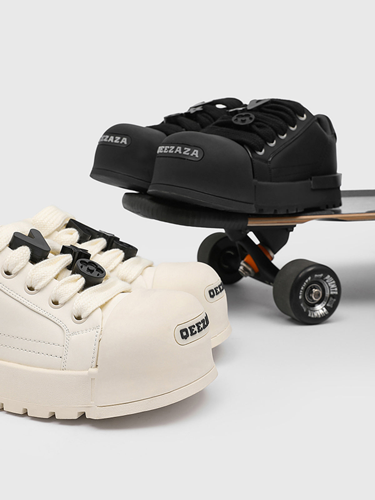 Özel Tasarım Monochrome Chunky Sneaker