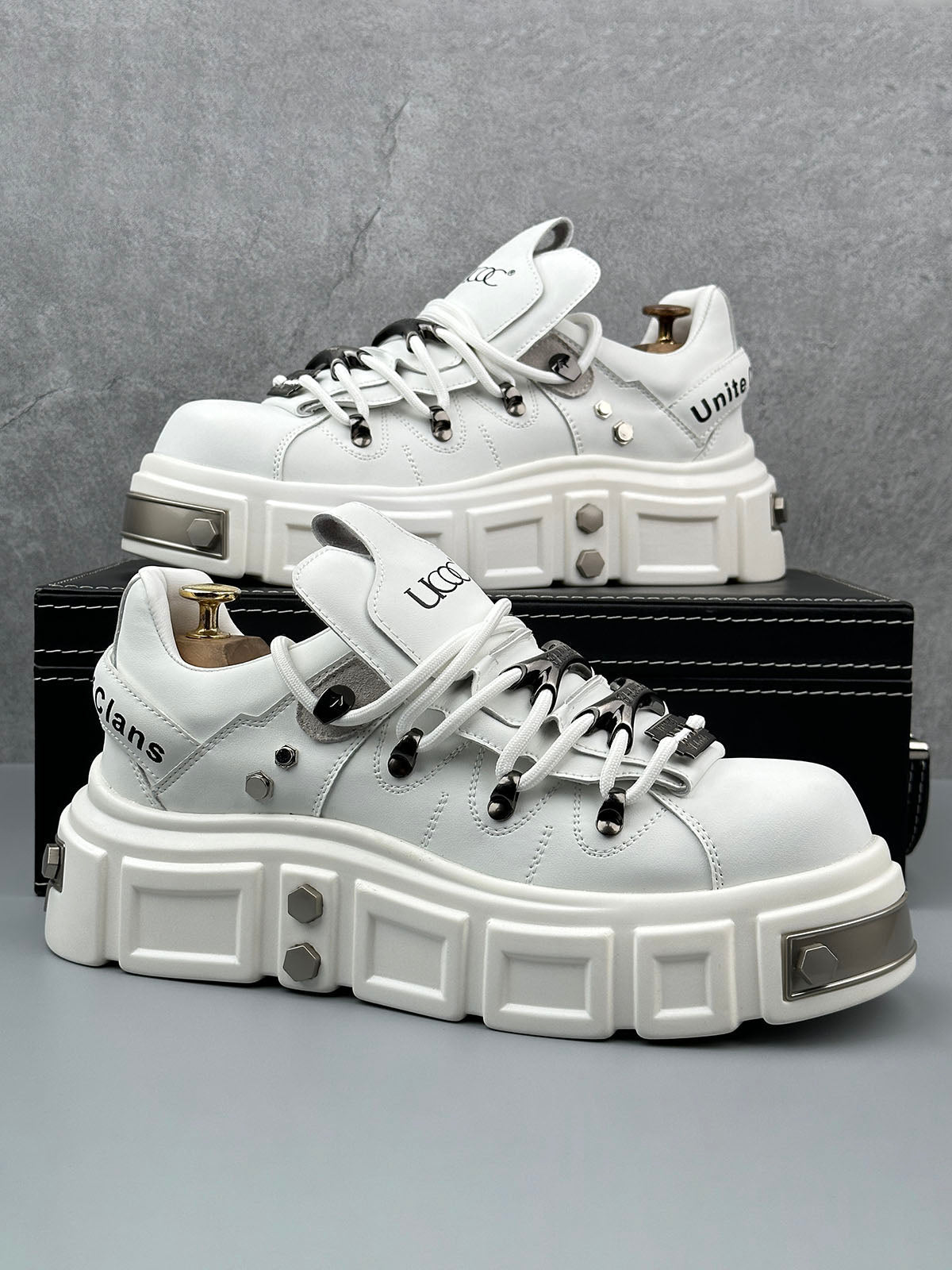 UrbanLaws Sokak Modası Rivet Punk Derby Shoes