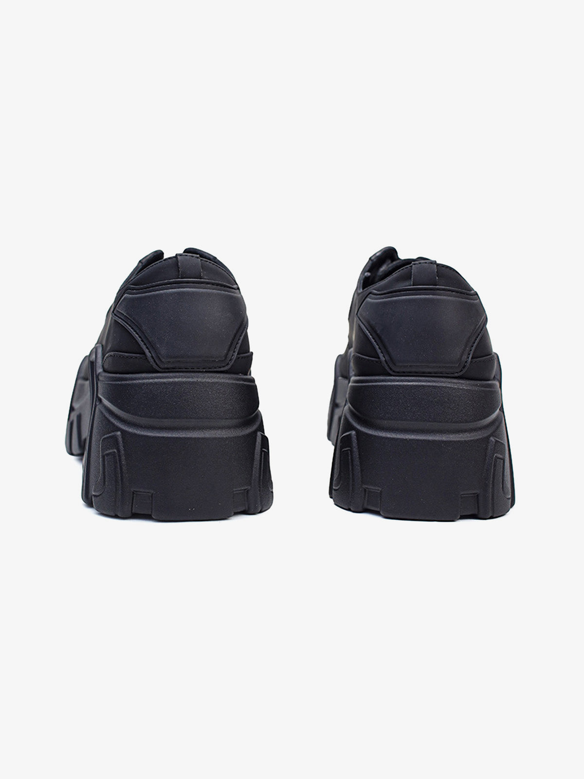 UrbanLaws All-Black Chunky Platform Sneakers