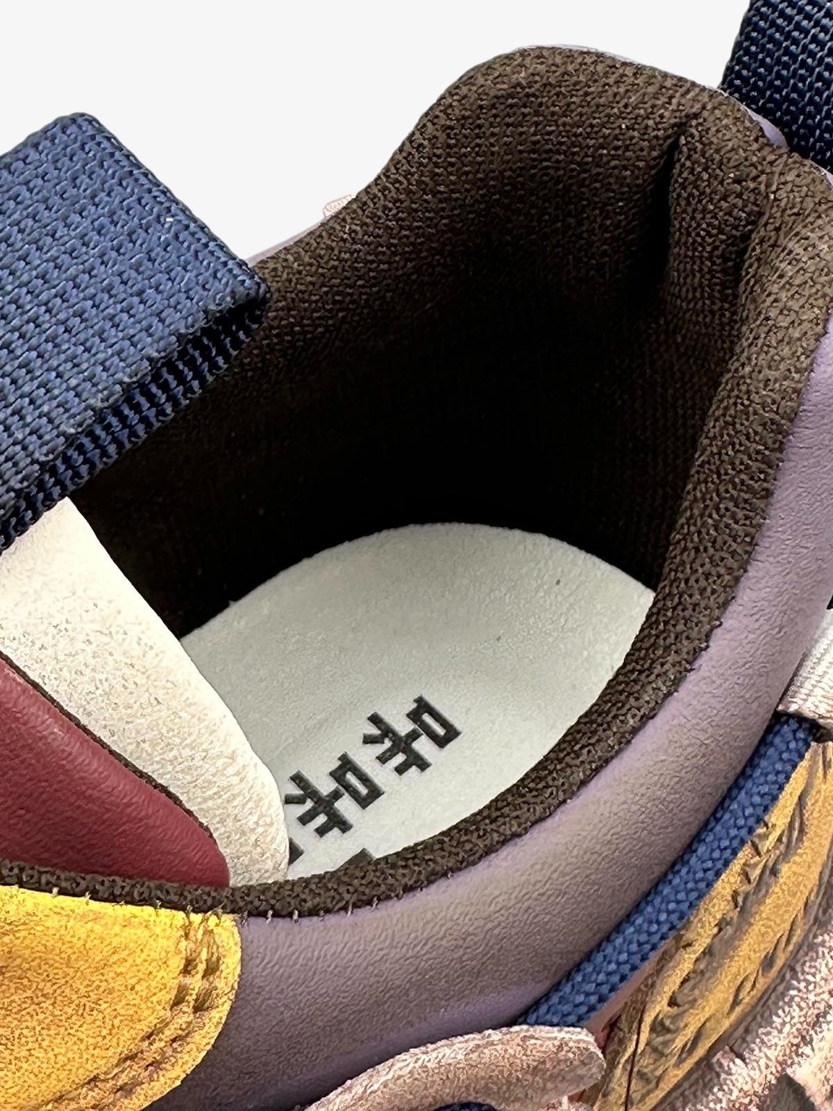 Özel Tasarım Letter İşlemeli Chunky Platform Sneaker