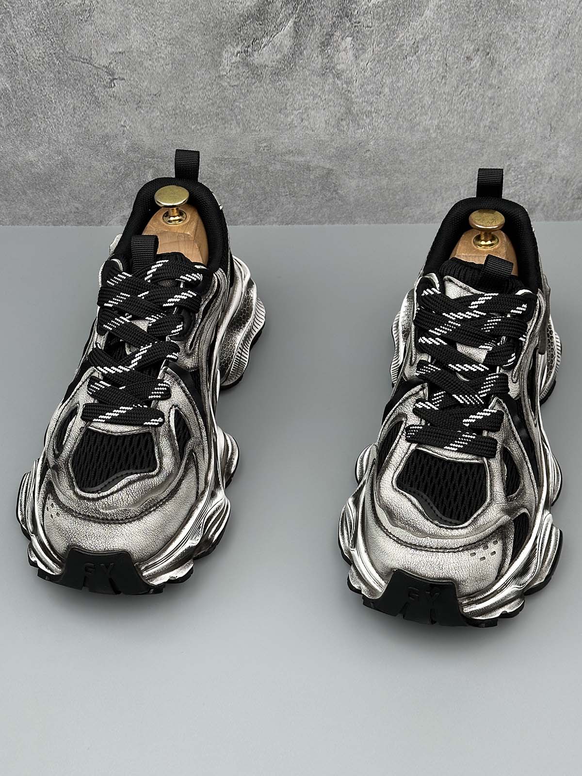 Kalın Tabanlı Nefes Alabilir Running Sneaker