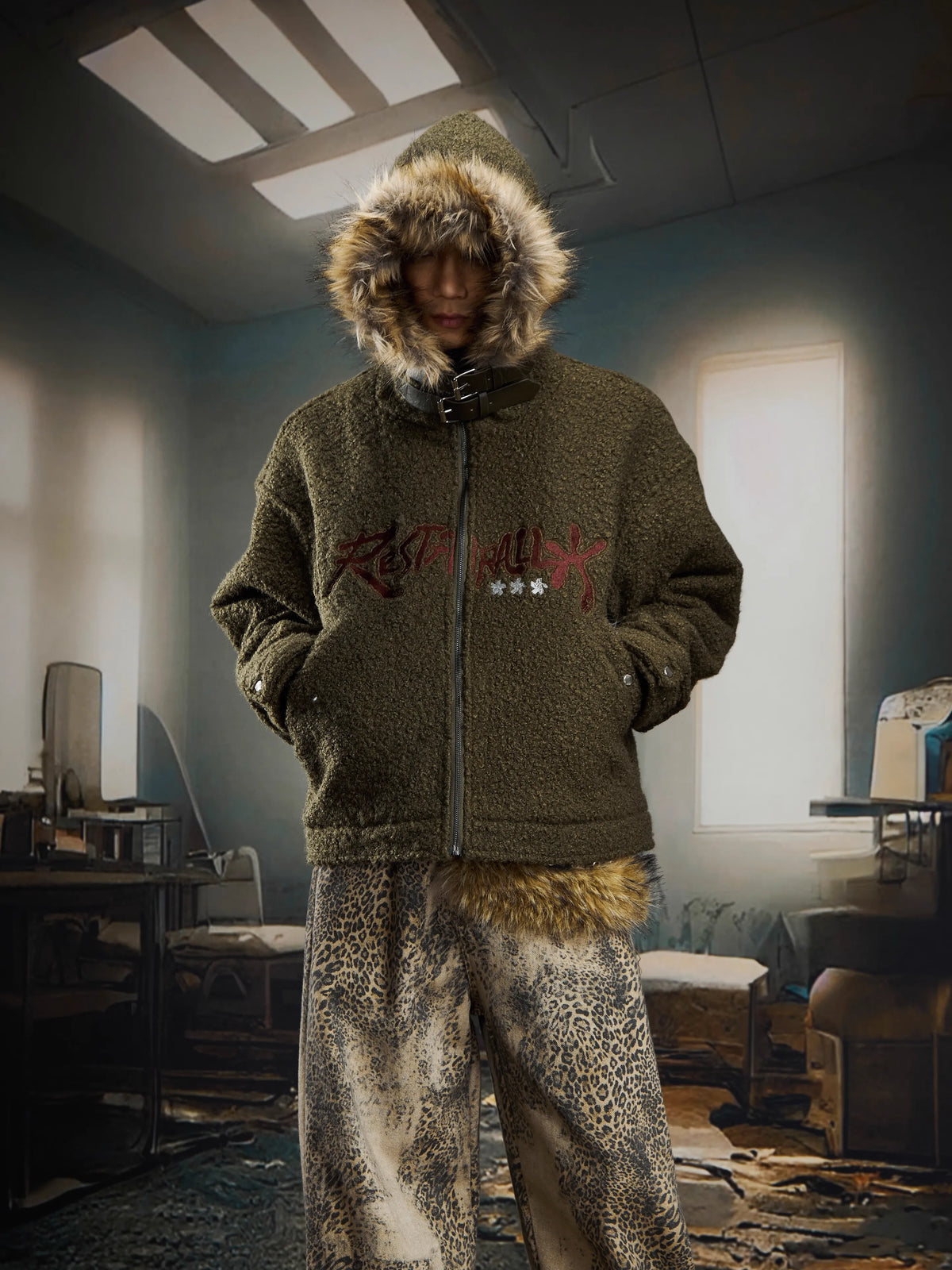 UrbanLaws Kürk Kapüşonlu Peluş Oversize Mont