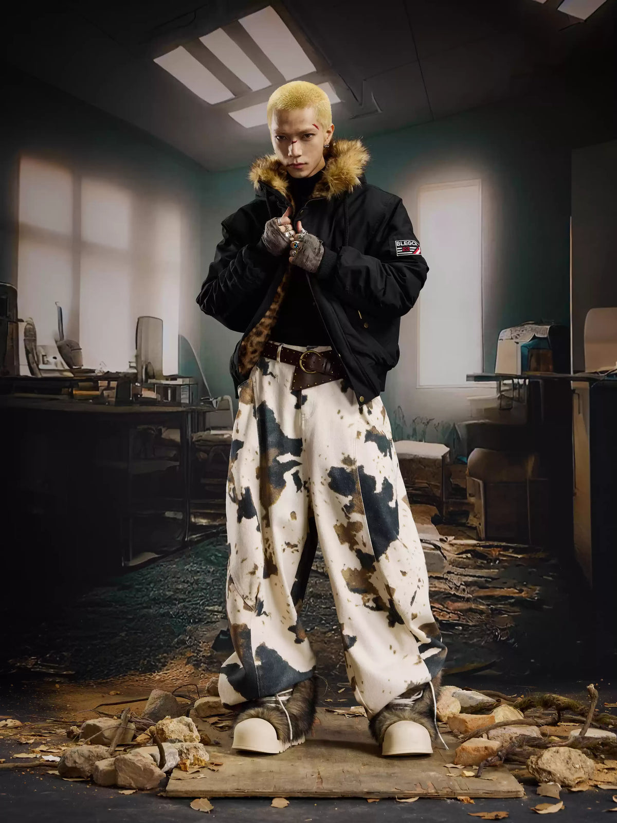 UrbanLaws Leopar Detaylı Kürk Yakalı Oversize Mont